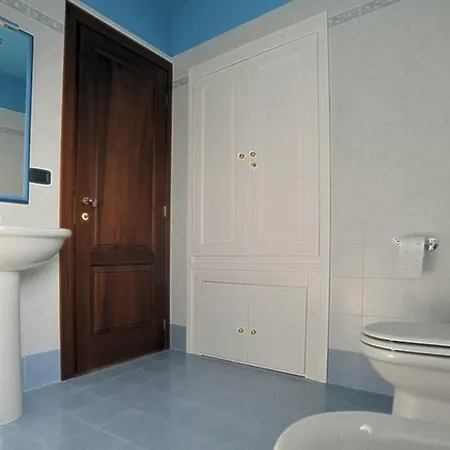 Confortevole In Centro A *